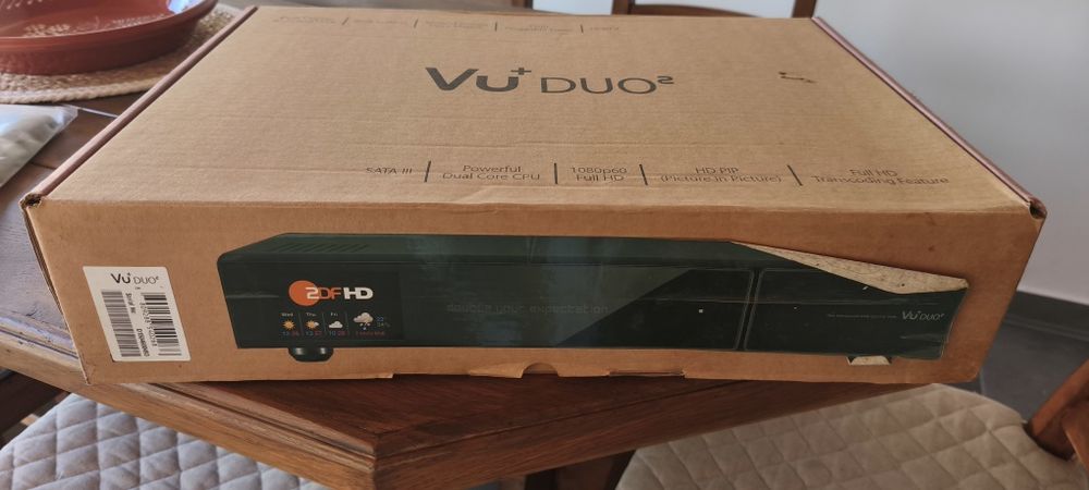 Box satelite + cabo Vu+ duo2