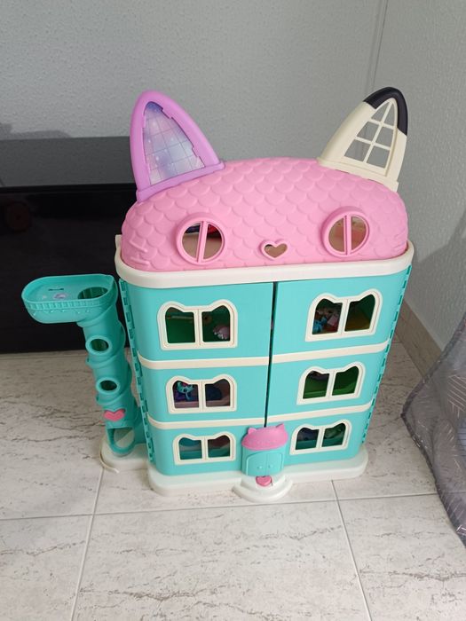 Casa da Gabby Gata (Gabby’s Dollhouse) + Acessórios