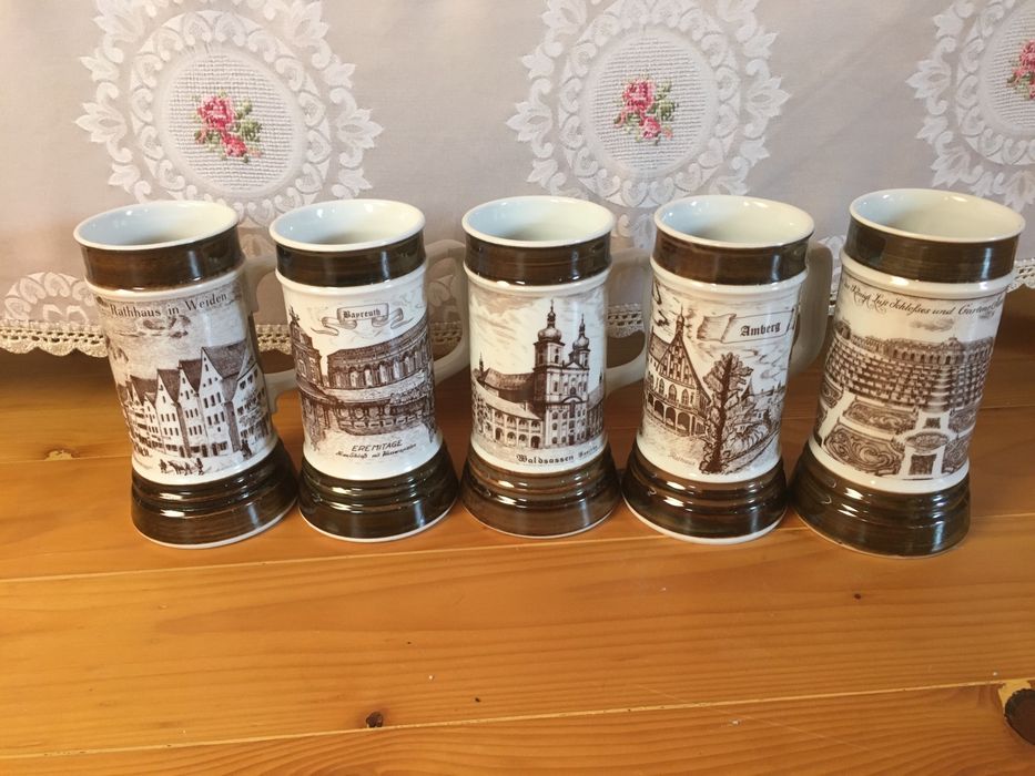 пивні бокали з накривками і без