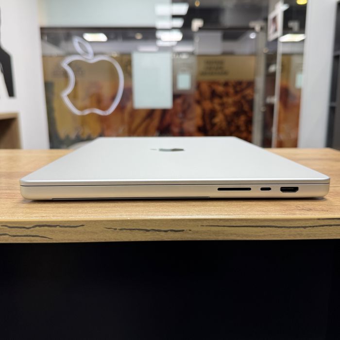 macbook pro m1 max - купить ноутбуки - Цена на OLX.ua