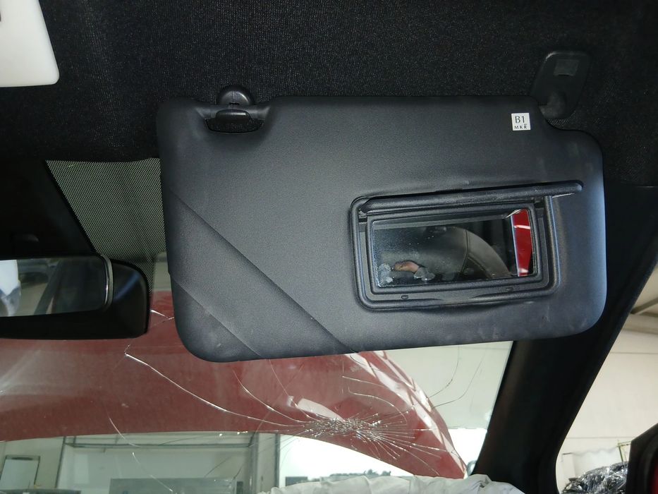 Pála de sol direita NISSAN Micra V (K14)