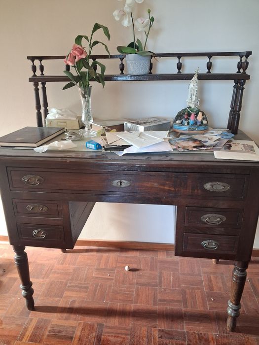 Escrivaninha secretária antiga