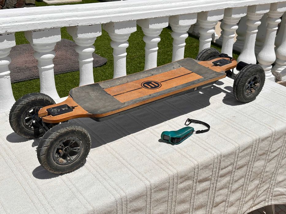 Skate Elétrico Evolve GTR Bamboo 3000W of Power Electric Skateboard