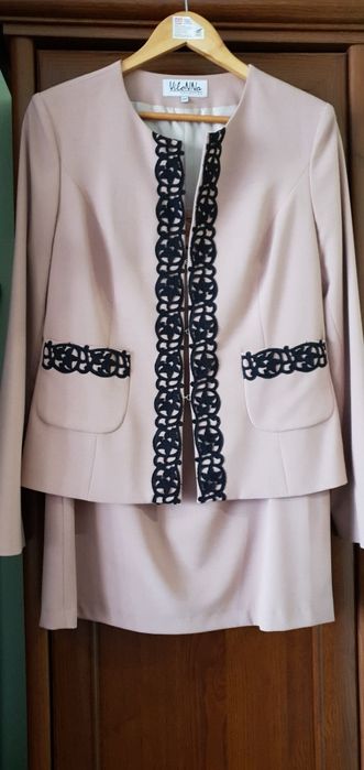 Костюм жіночий 42 розмір