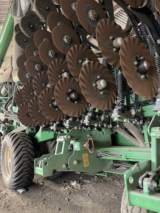 Нульова пневматична сівалка Great Plains NTA 907 Spartan II, 2018 рік