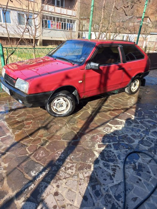 Автомобіль ВАЗ-2108