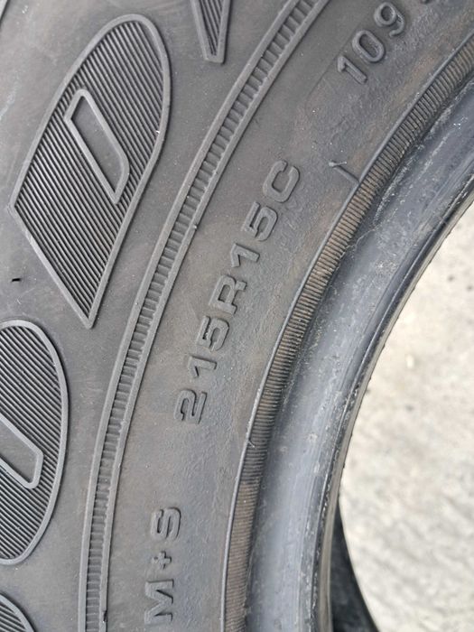 Резина літо 90% протектор Good Year 215 R15C Wrangler AT/SA