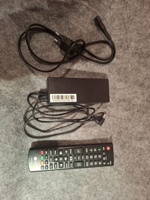 Vendo TV HD Led LG 43LH510V 108cm