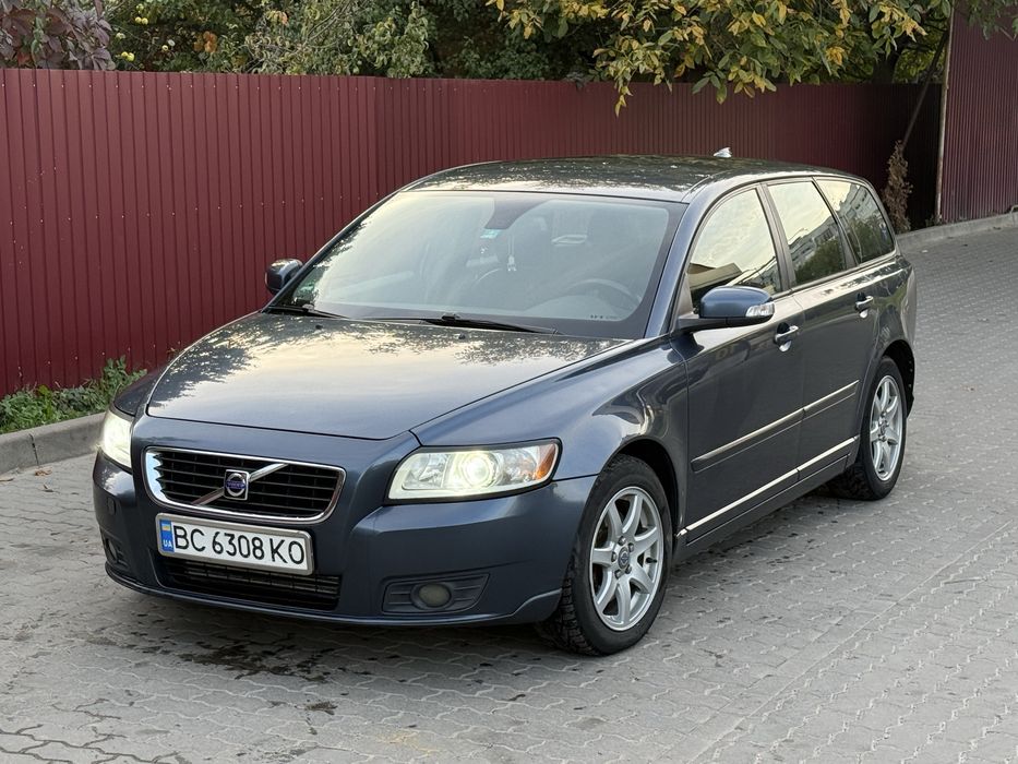 Volvo V50 2010рік