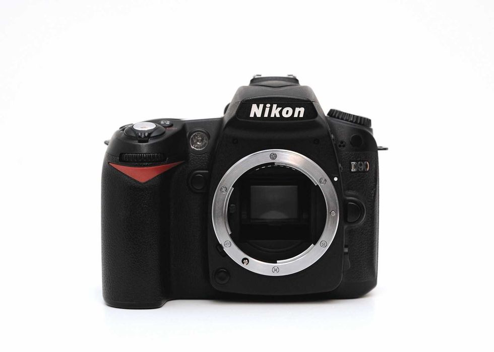 Nikon D90 bardzo ładny, niski przebieg !