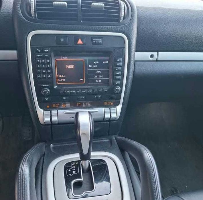 Porche Cayenne 3.2 V6 Triptonic