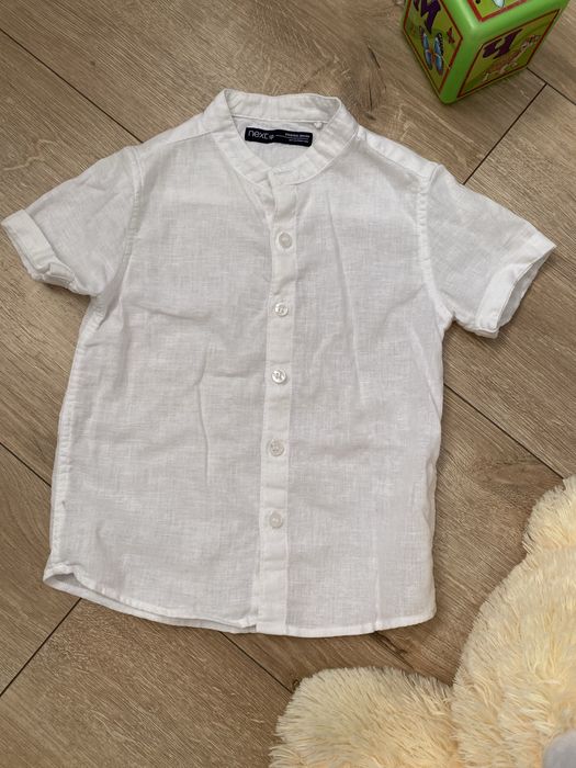 Біла сорочка на хлопчика