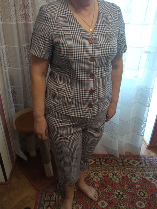 Весенне летний,женский костюмчик.