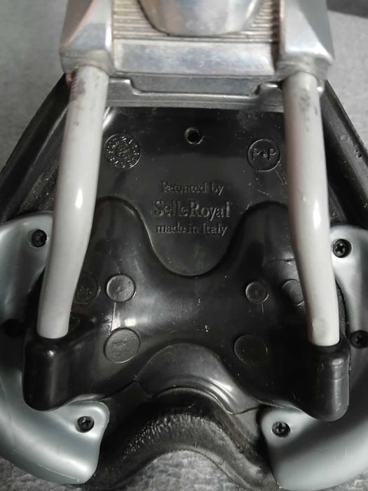 Siodełko Selle Royal + sztyca 30.0mm