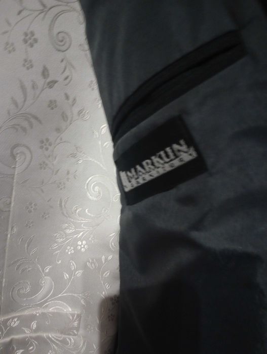 Garnitur 4 części (w tym 2 kamizelki) męski czarny
