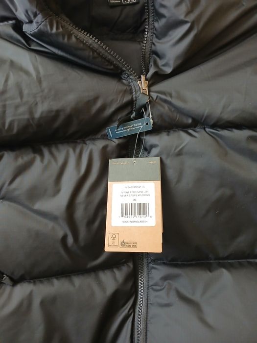 Kurtka TNFBlack  700 nowa