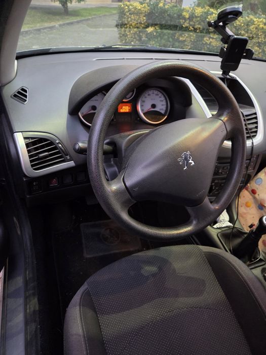 Peugeot 206+ 1.1 Gasolina | 2009 | Ar-condicionado | A CIRCULAR | 2.500€