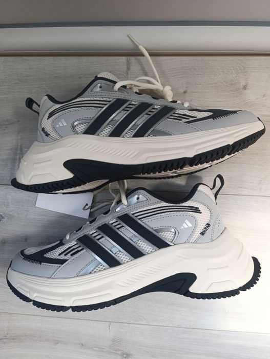 Кросівки adidas original 40,5 розмір