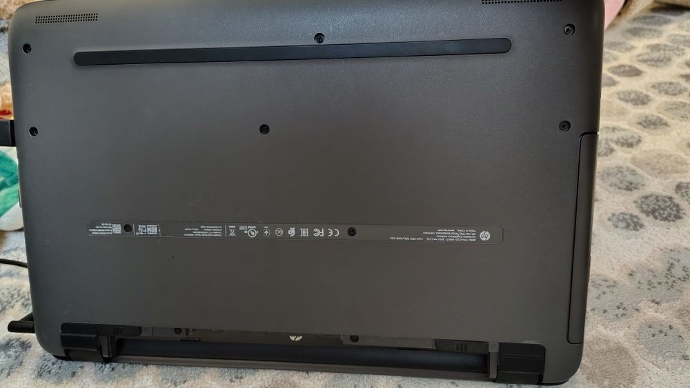 Продам ноутбук HP 15-серії для навчання,офісної  роботи чи для дому