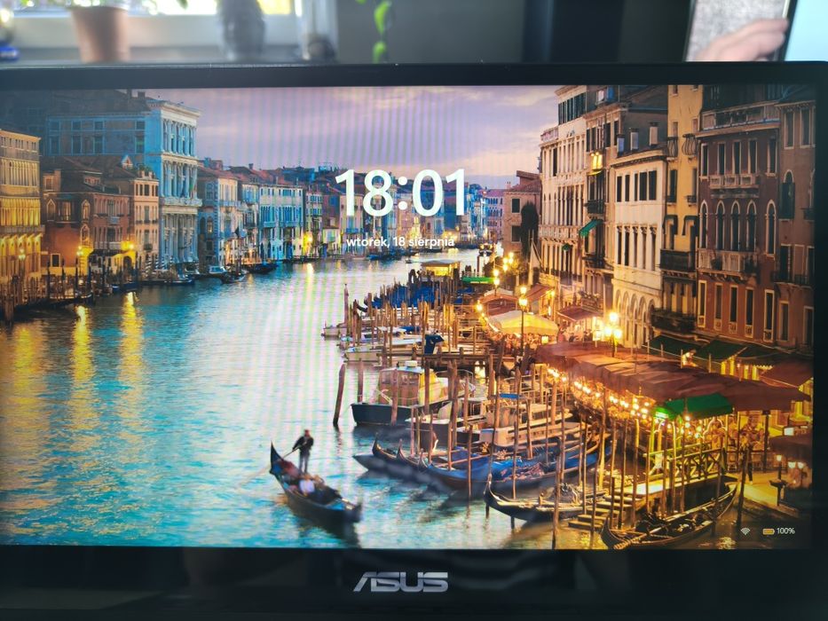 Asus VivoBook Flip x360 14' FHD i3 8gb 512SSD