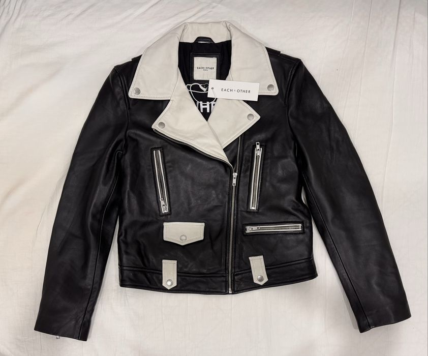 Шкірянка, косуха, бейкерусбка куртка EACH OTHER