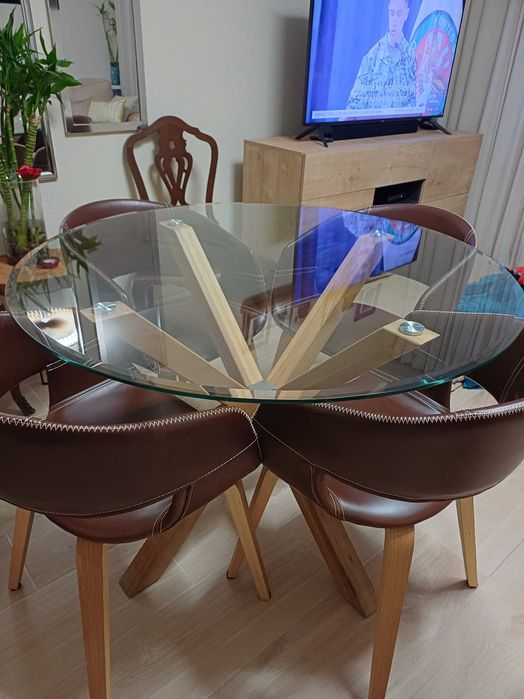 Mesa de jantar redonda
