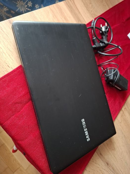 Laptop samsung sprawny