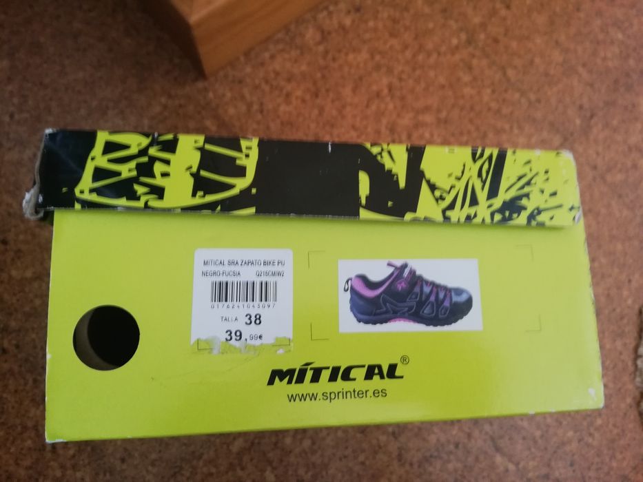 Sapatilhas/Tenis de bicicleta de senhora N-38 =NOVAS =