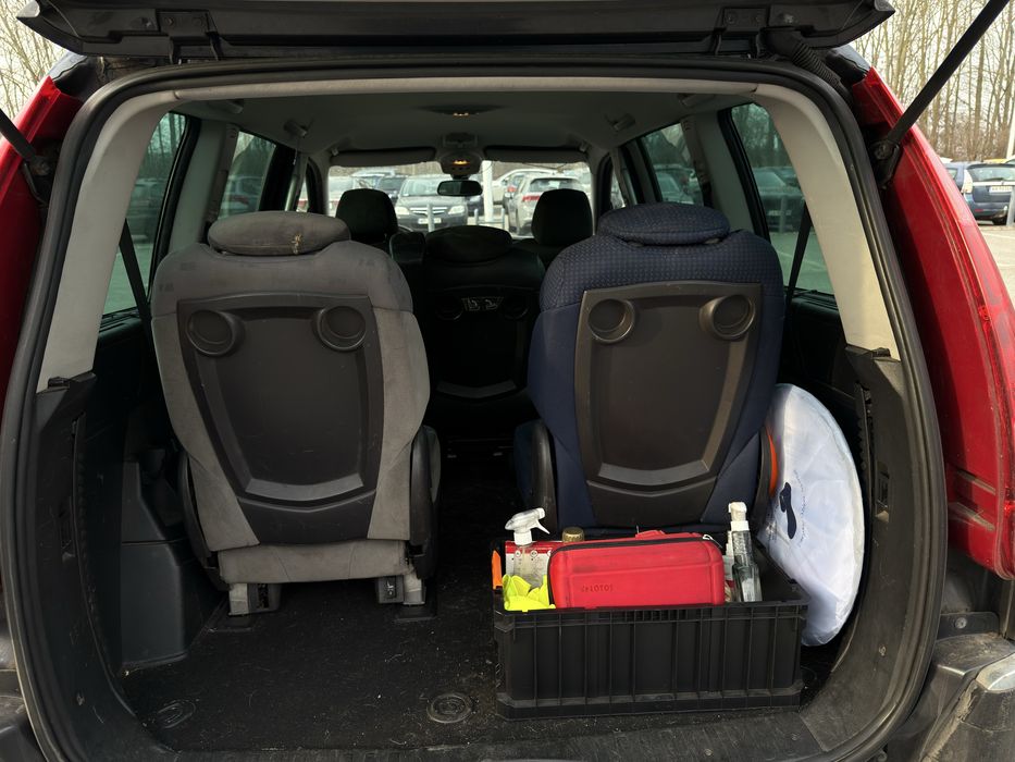 Citroen C8 2012r. 2.0Hdi, niezawodny 6-biegowy automat.