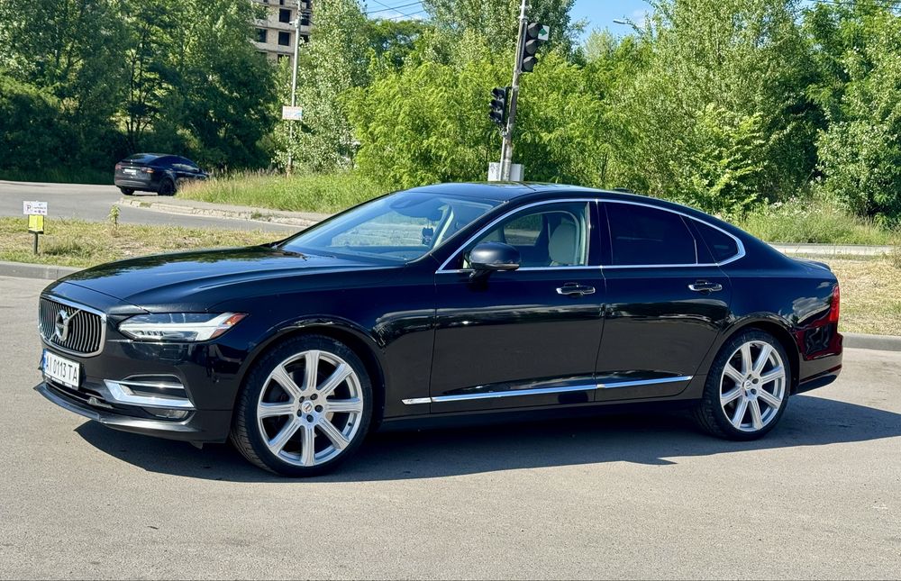 Продам Volvo S90