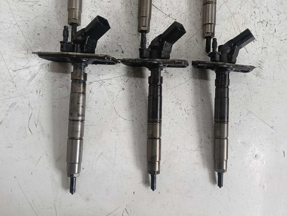 Wtryski Wtryskiwacze Audi A4 b7 3.0 tdi A6 c6 GWARANCJA 059,130,277AH