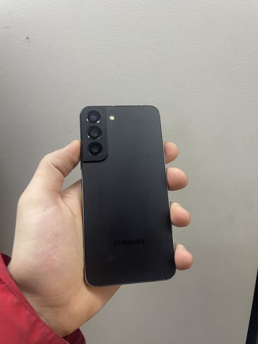 Samsung S22 8/128gb повністю функціонуючий