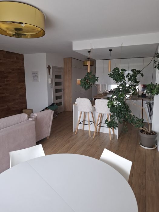 Sprzedam mieszkanie apartament na parterze. Os. Miłosza