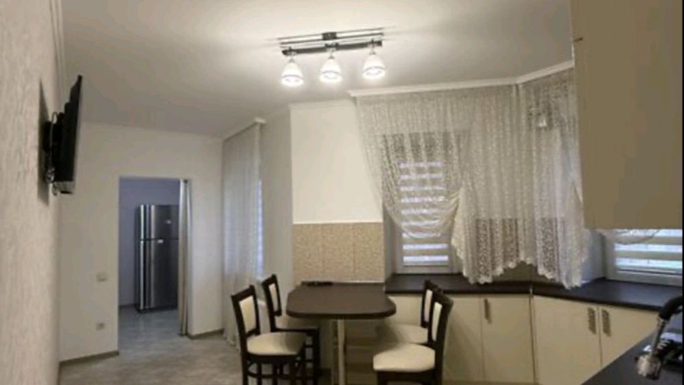 Оренда 2 к квартири в ЖК Сімейний