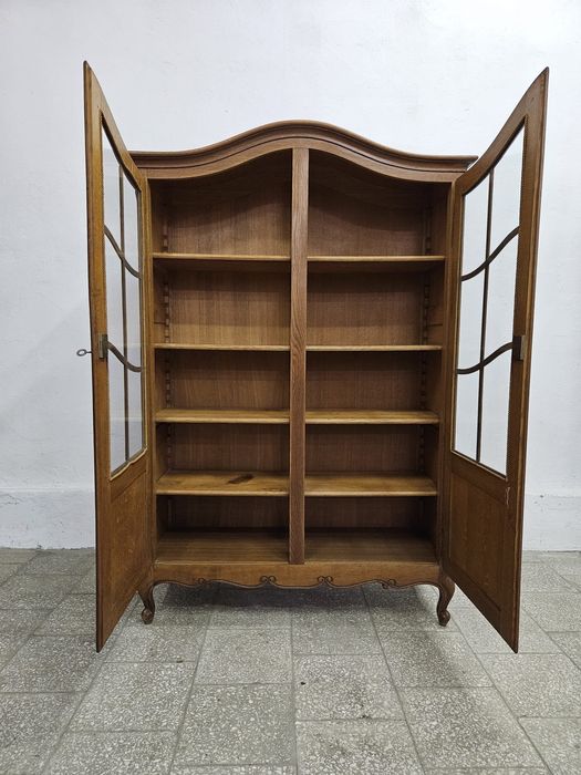 Biblioteczka ludwikowska Francja witryna /