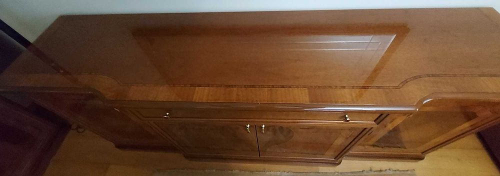 Aparador em madeira 222 cm – excelente estado – 222x92x54