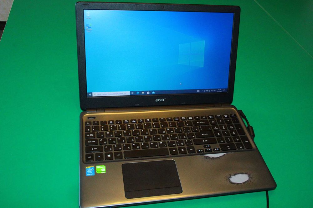 ноутбук 15.6"  ACER Aspire E1 530G model Z5WE1  б/в