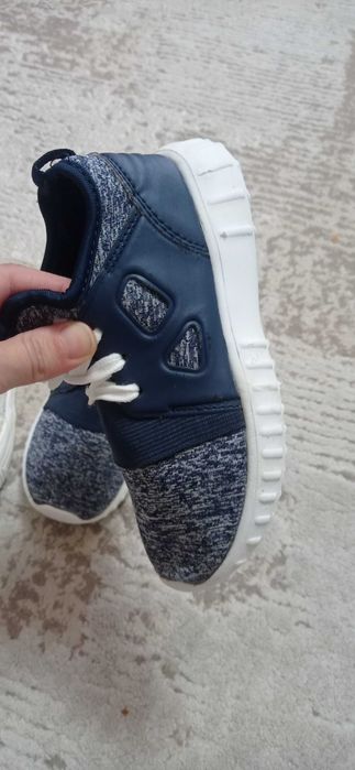 Кросівки на хлопчика 18см устілка.