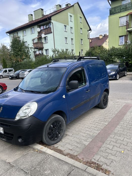Renault Kangoo Za nizka cena OC 09:07:27.  przegląd techniczny22:06:27