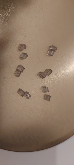 Gumowe zatyczki do uszu