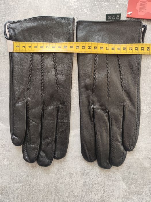 Nowe rękawiczki w rozmiarze 9