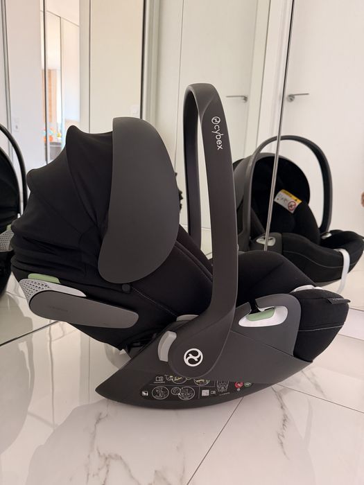 Продам автокрісло Cybex Cloud T