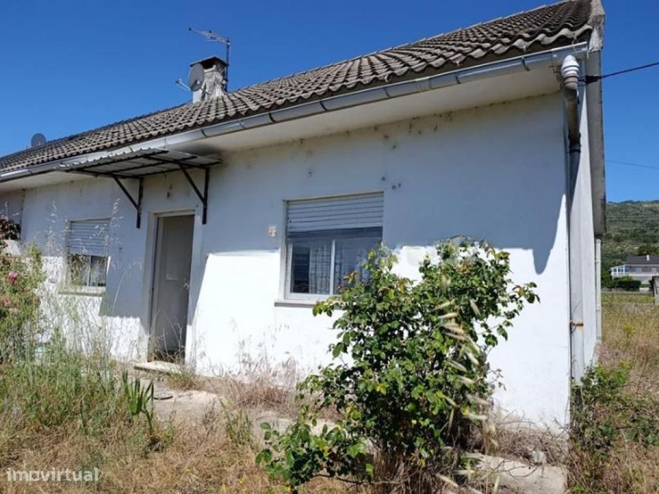 Moradia Geminada T2