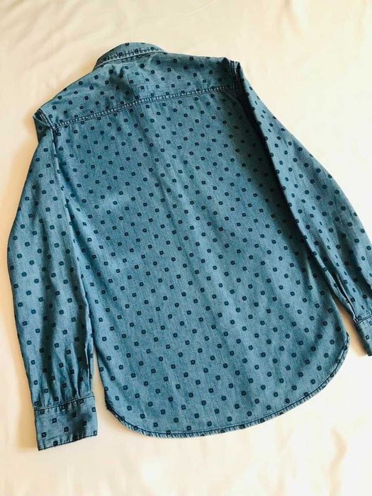 Синяя рубашка Armani Exchange с узором