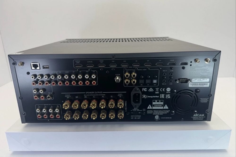 Arcam avr30 pilot karton