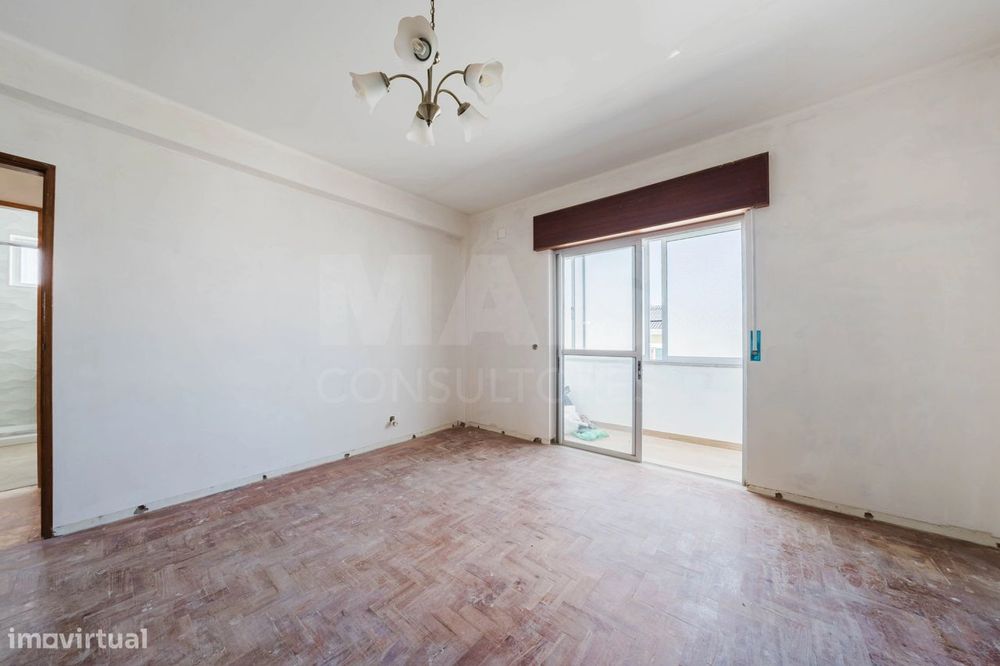 Apartamento T2 Renovado em Peniche – Oportunidade de Investimento!