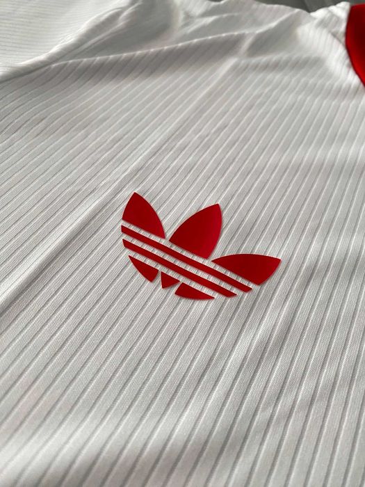 Camisola Benfica Edição Especial 26/27