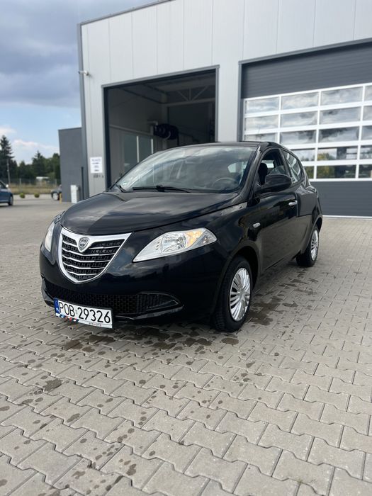 Lancia Ypsilon 2014 1,2 / Klimatyzacja / Zadbany srodek / Niski przebieg