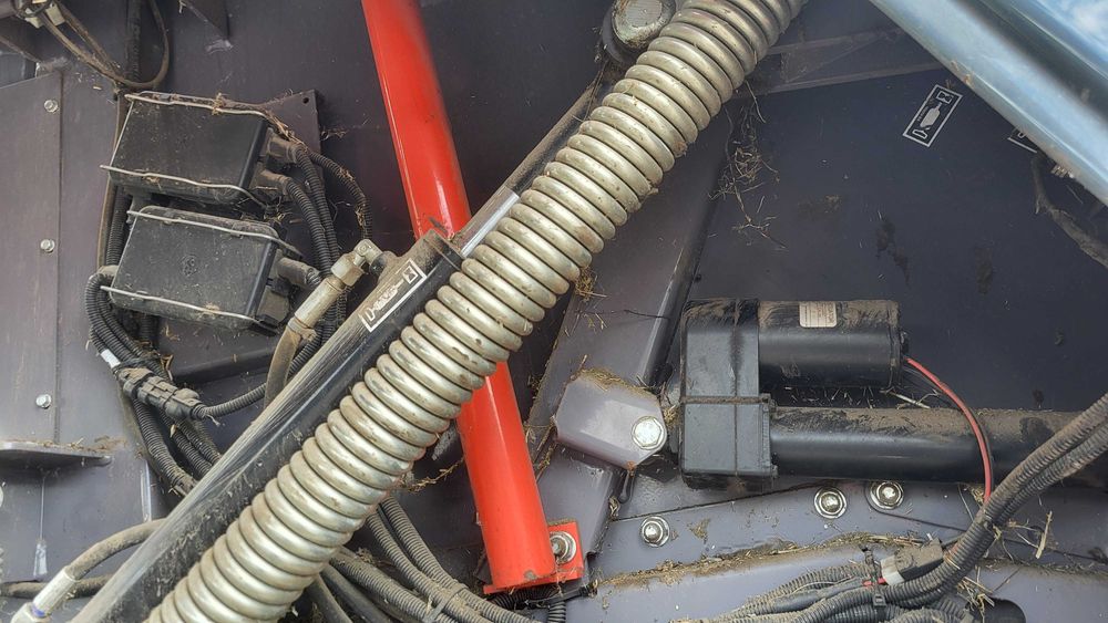 Рулонний прес-підбирач Feraboli Extreme 265 LTC