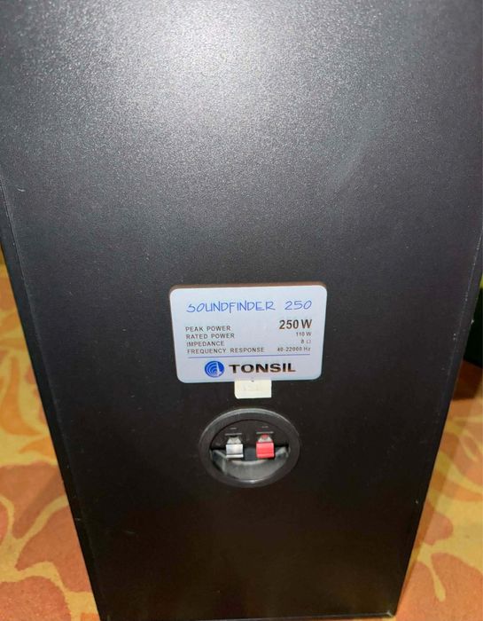 Wieża Technics wraz z kolumnami